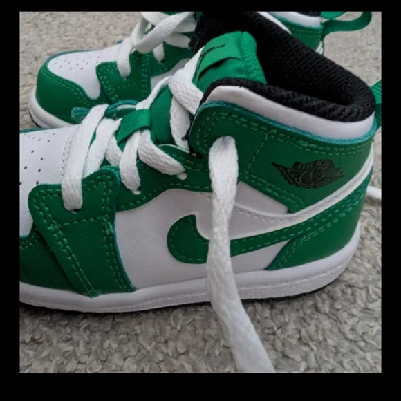 Toddler Nike Air Jordan Mid Green White Sneakers - Picture 5 of 15